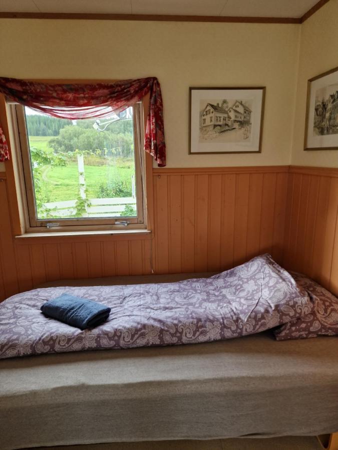 Warm And Cozy Cottage, Great Location Kvaloya